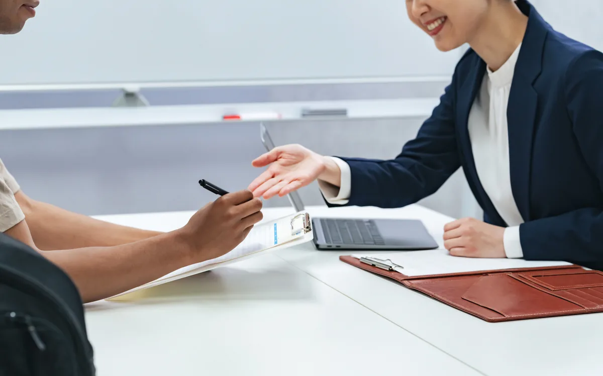 受入れにかかる費用相場と内訳はどのくらいか