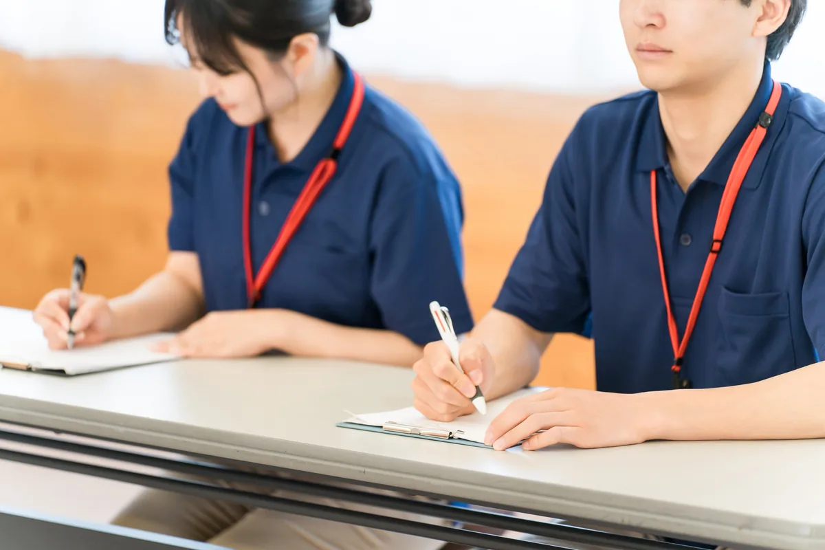 外国人介護人材受入れの費用相場と内訳