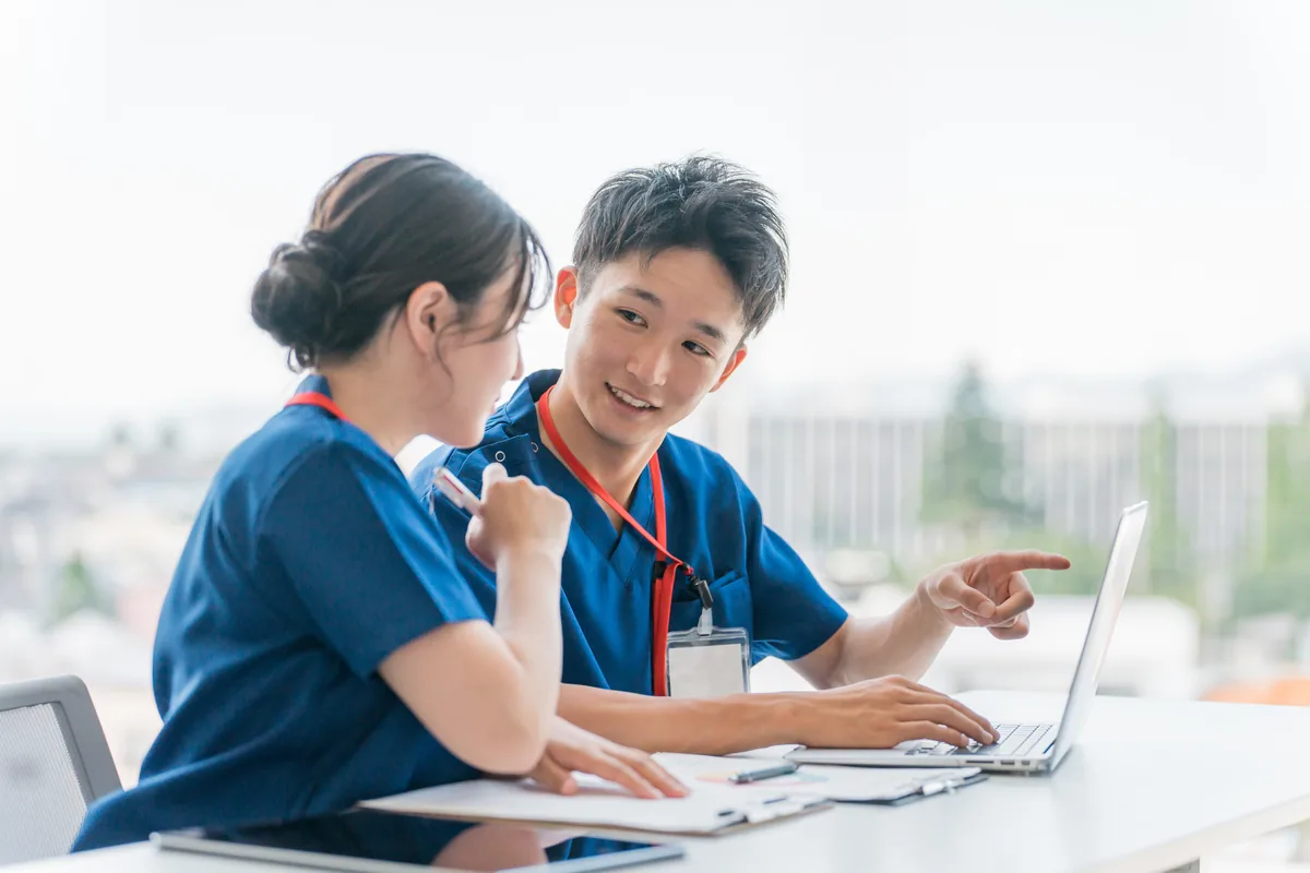 外国人介護職員の受入れにかかる費用相場と内訳