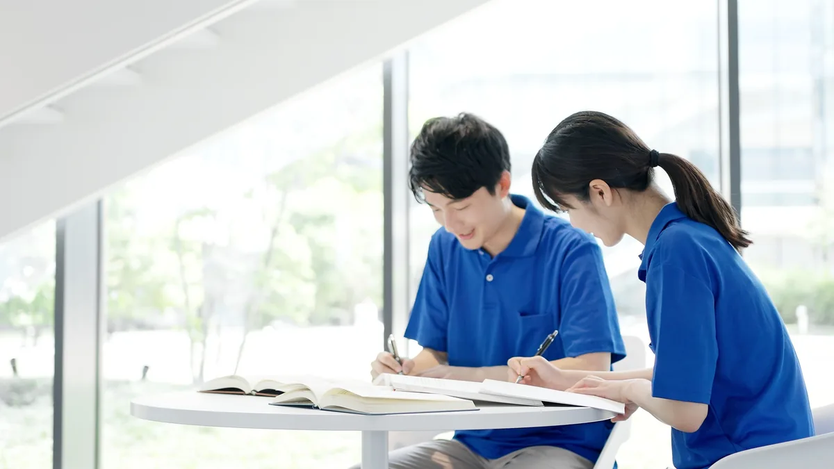 外国人介護人材の受入れにかかる費用相場と内訳