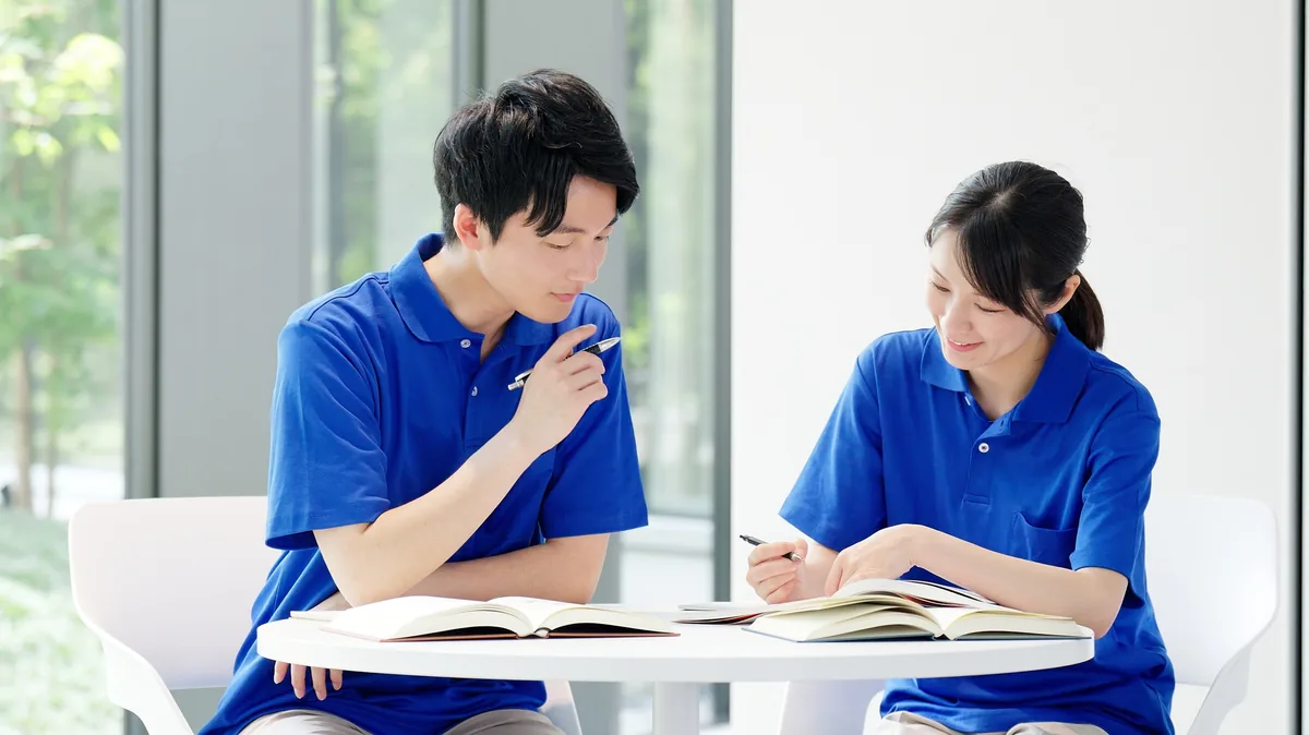 外国人介護人材の受入れにかかる費用相場と内訳